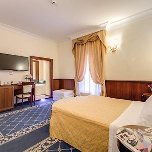 Esedra Inn
